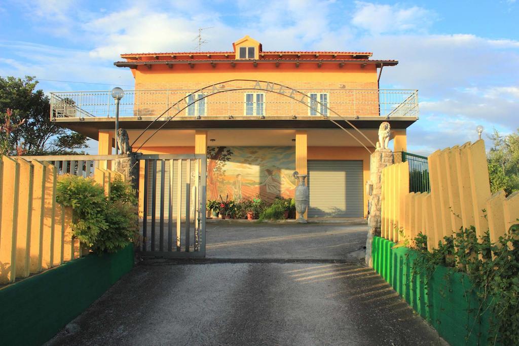 B&B Villa Angela San Salvo Dış mekan fotoğraf